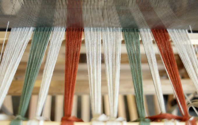 Dobby loom creating pique fabric